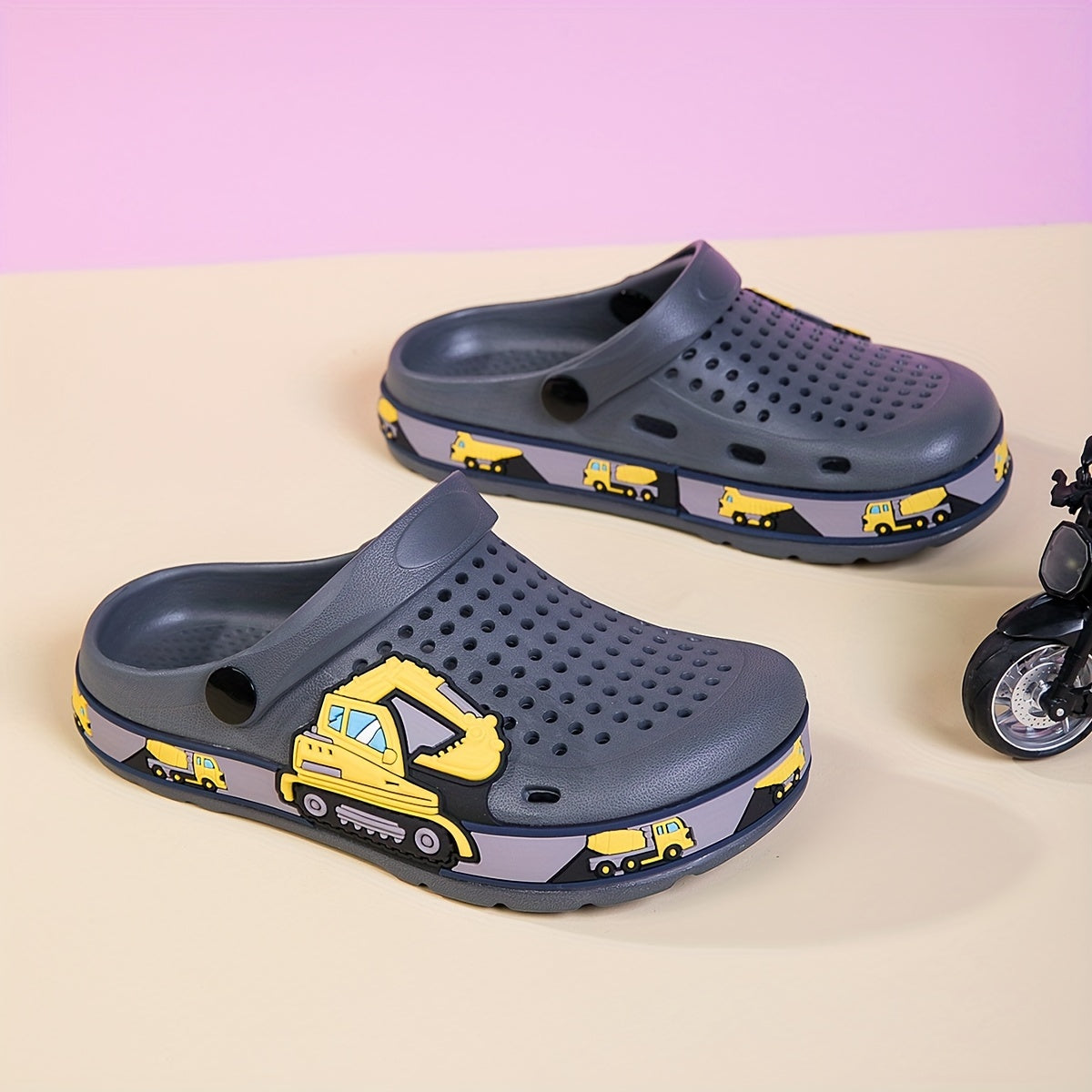 Детские мультяшные тапочки на мягкой подошве для мальчиков и девочек, дышащие, легкие, для использования внутри и снаружи, на пляже