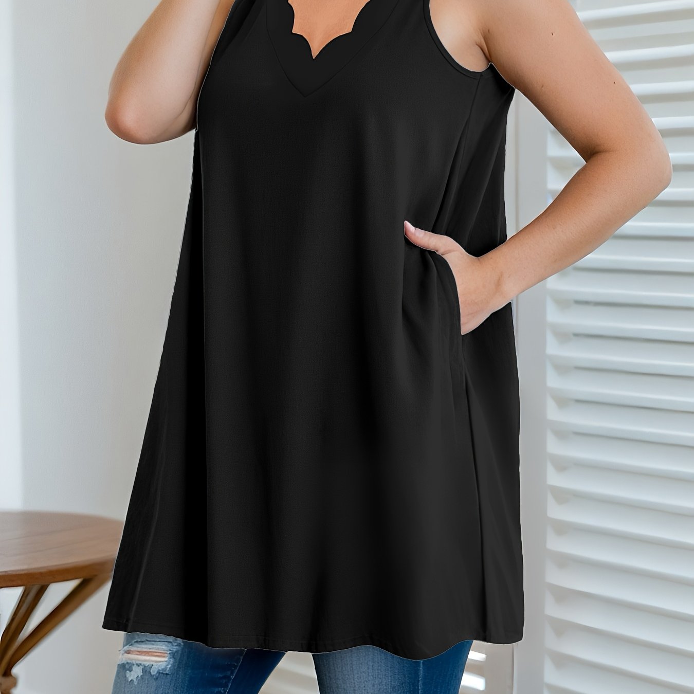 Women's Sleeveless Maxi Tank Top with Pockets V-Neck Solid Polyester Spandex