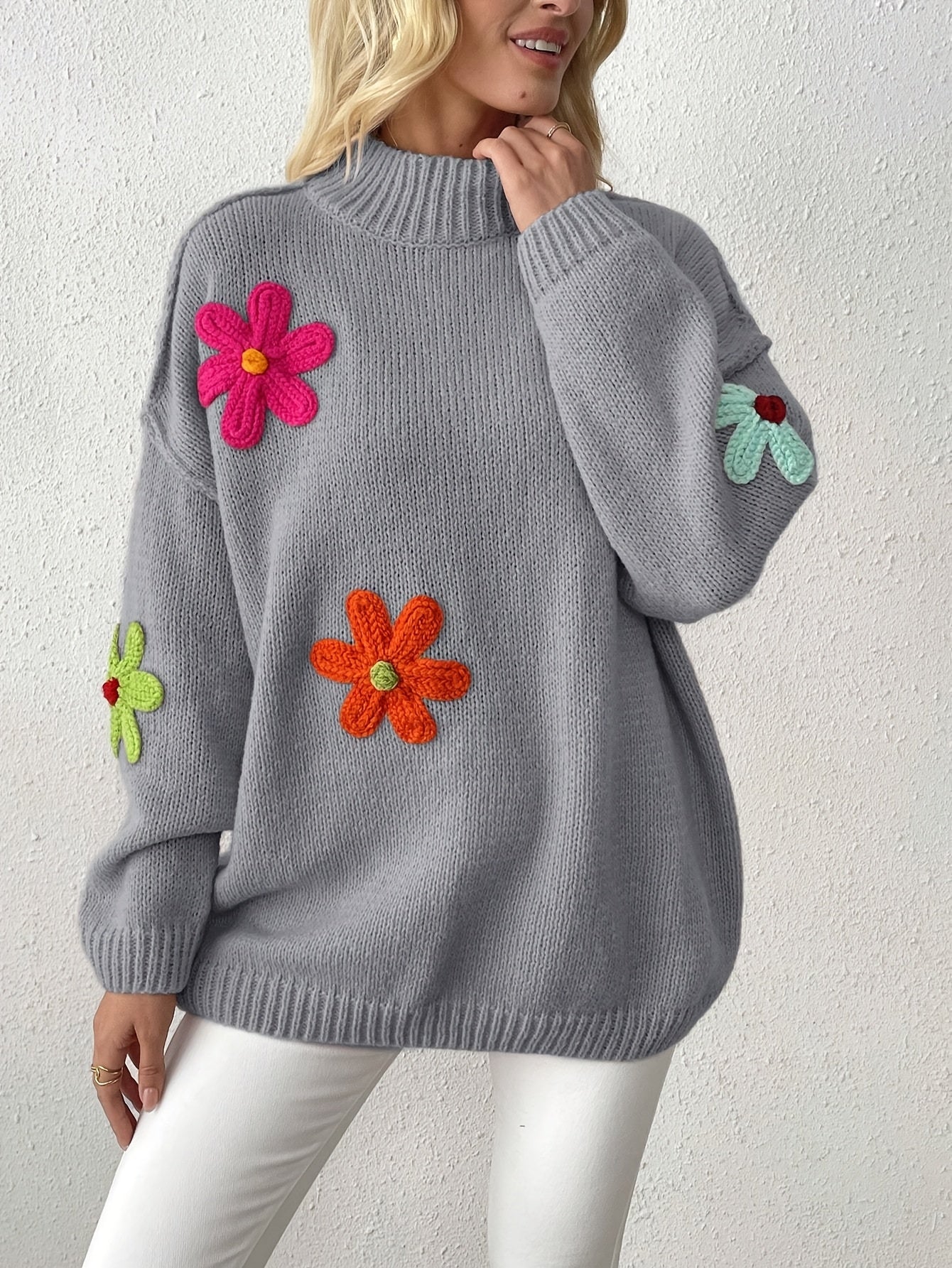 Plus Size Women's Color Block Sweater Asymmetrical Round Neck Pullover