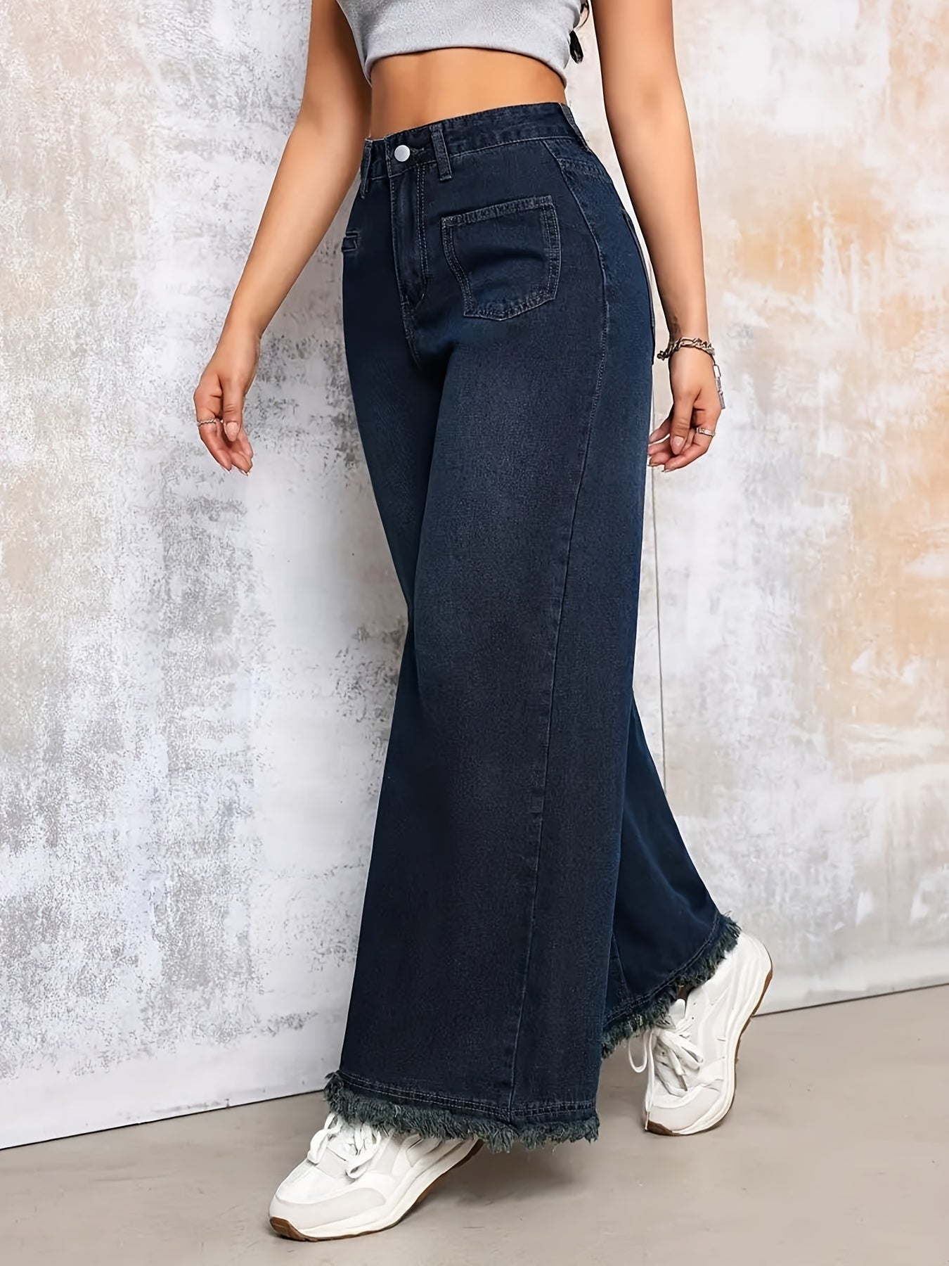Women's High-Waist Flare Jeans with Raw Hem Stretch Denim for All Seasons