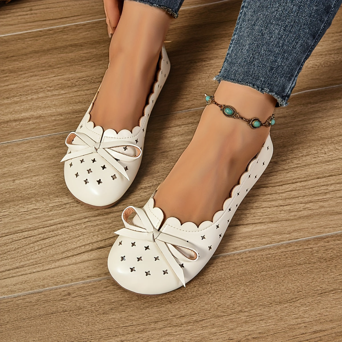 Women's All-Season Ballet Flats Breathable Slip-On Shoes with Bow Accents