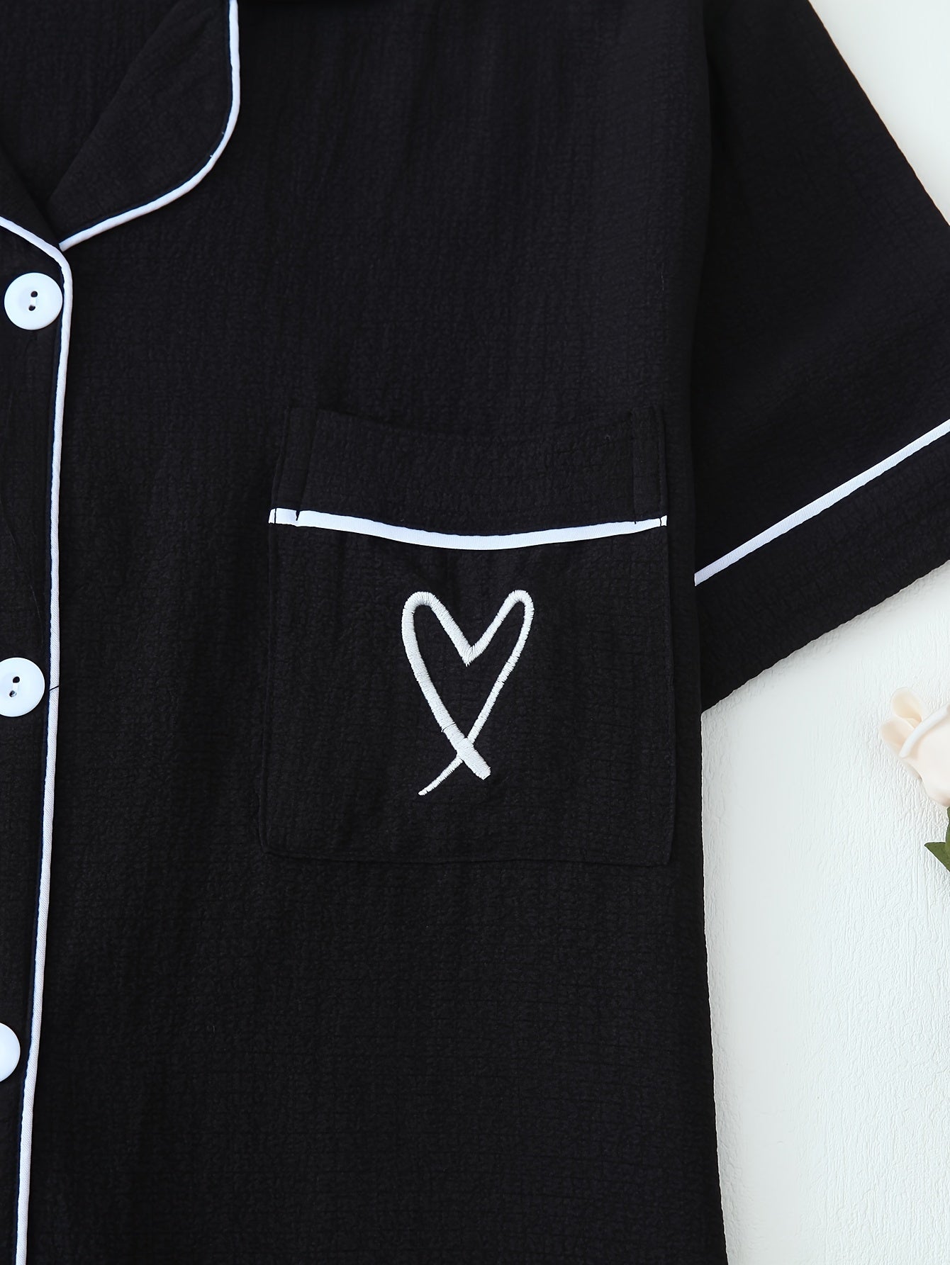 Women's Heart Embroidery Casual Pajama Set Short Sleeve Top and Long Pants