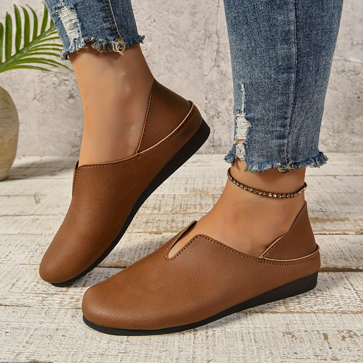 Women's Slip-On Loafers with Round Toe Solid Color Fabric Lining All-Season