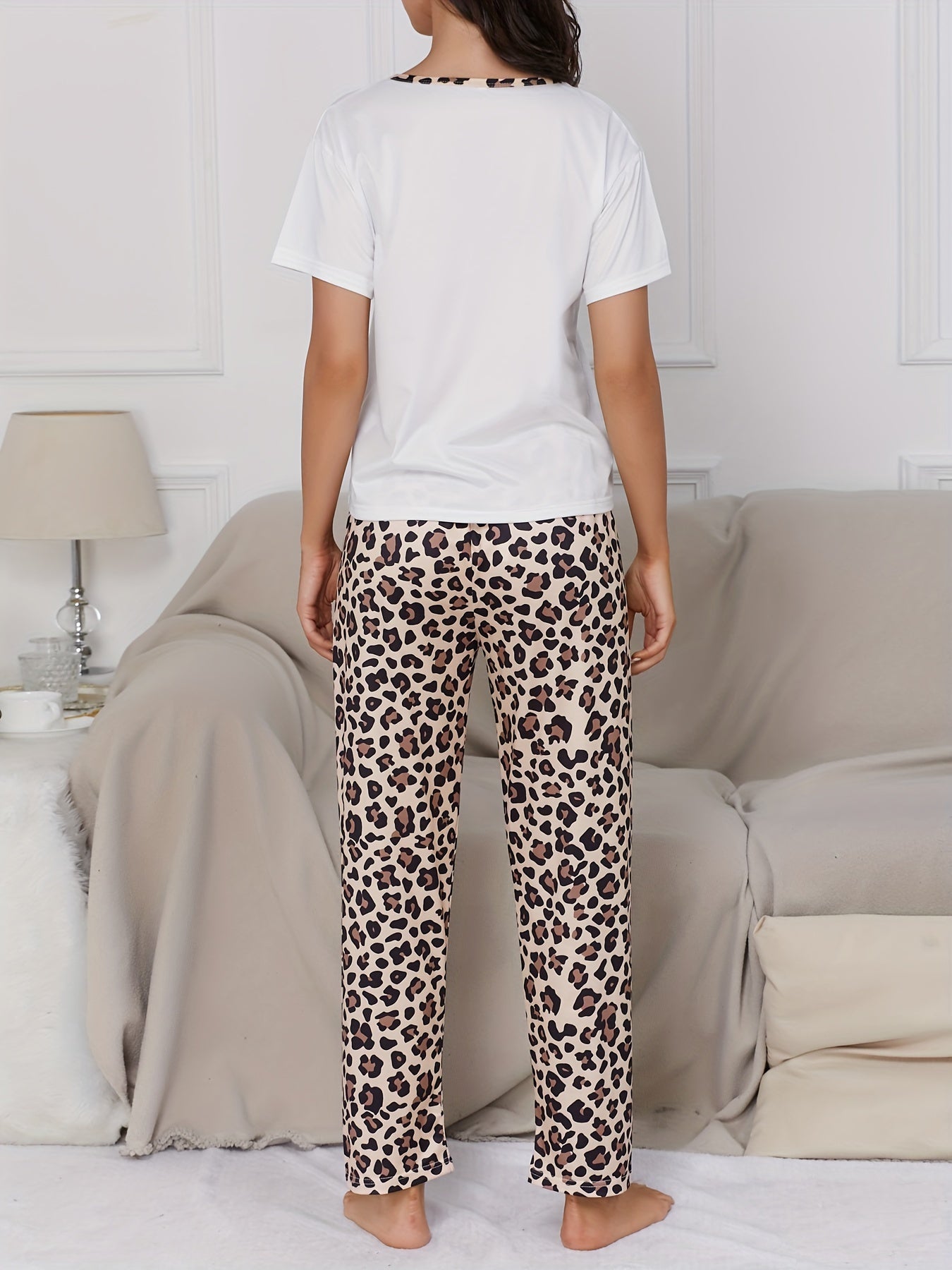 Women's Valentine's Day Leopard Heart Print Pajama Set Short Sleeve Top Elastic Pants