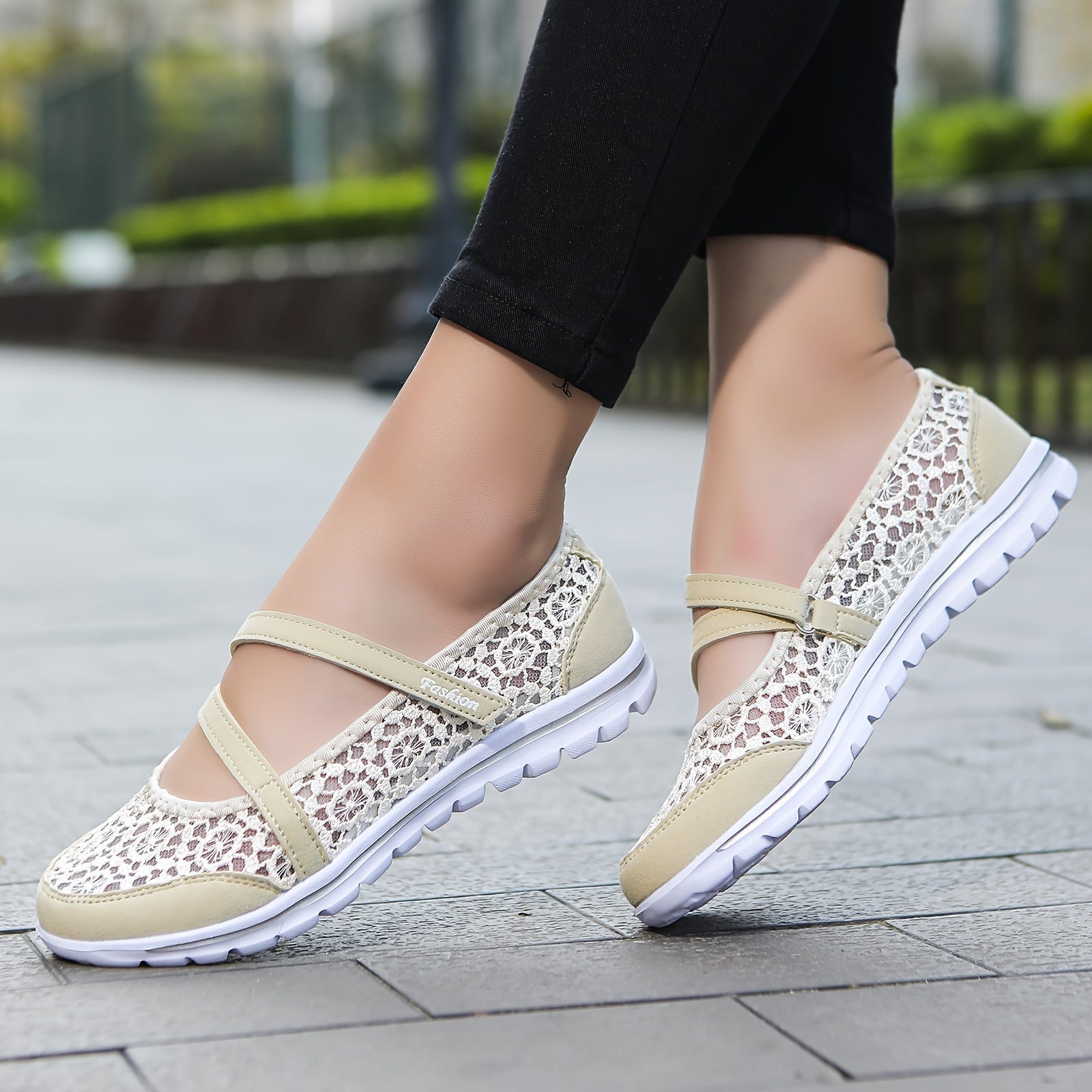 Women's Mesh Flat Shoes Breathable Slip-On Summer Low Top Fabric