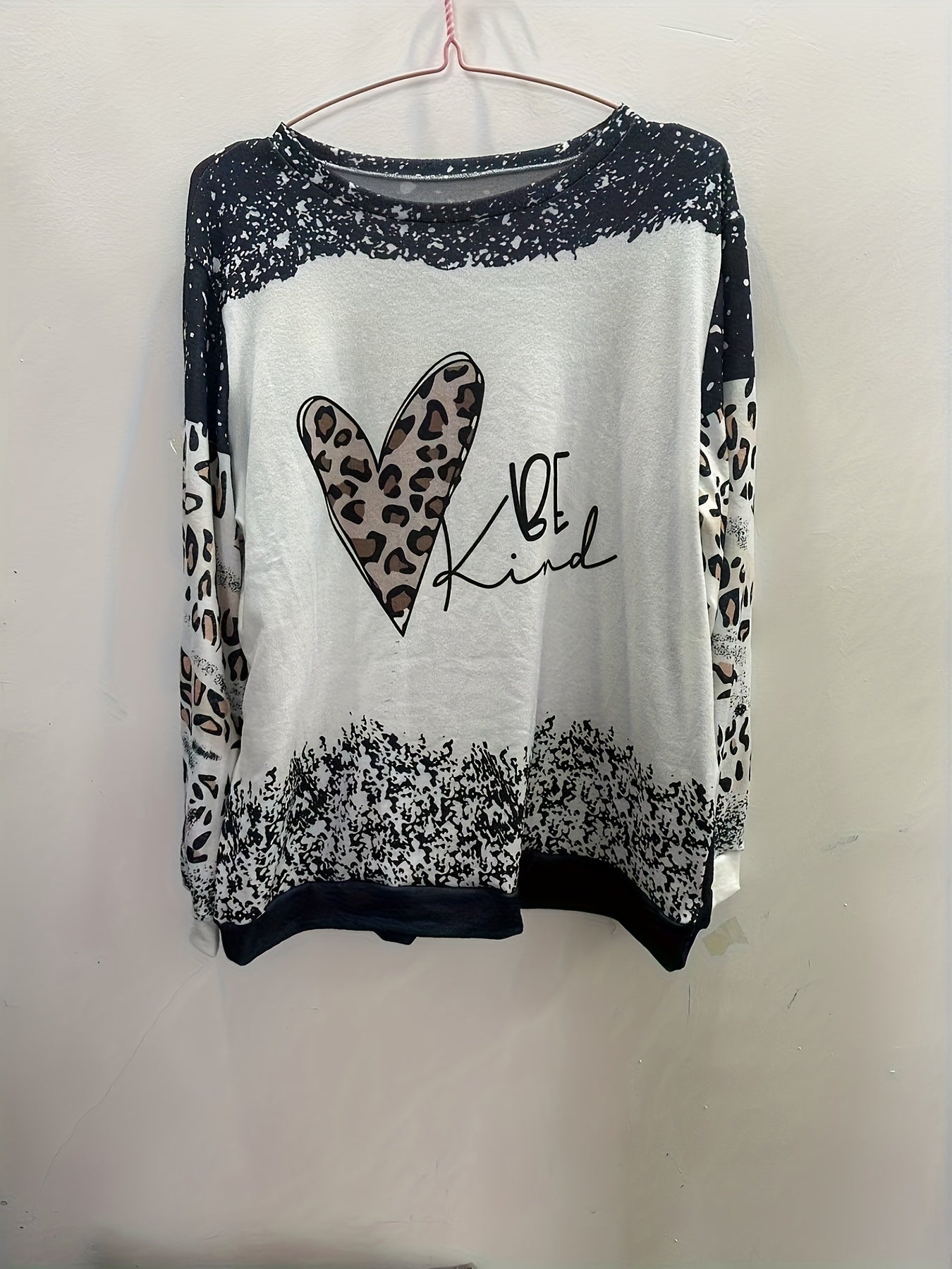 Plus Size Women's Cotton Leopard Heart Slogan Crew Neck Sweatshirt