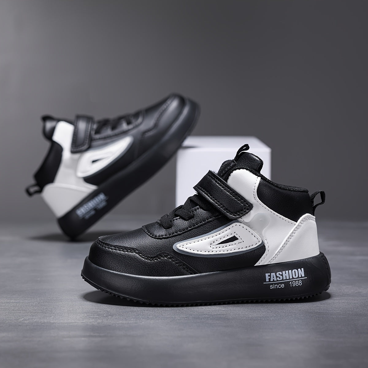 Kids Waterproof Mid-Top Sneakers for Sports Casual Wear EVA Sole Black and White