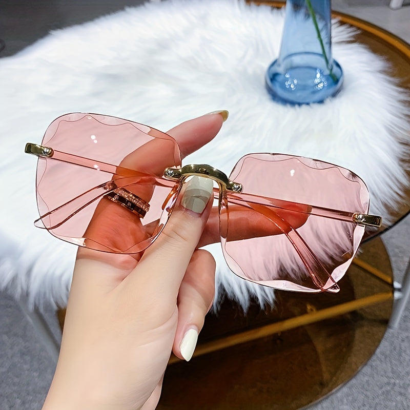 Square Rimless Fashion Sunglasses for Women and Men with Gradient Sun Shades
