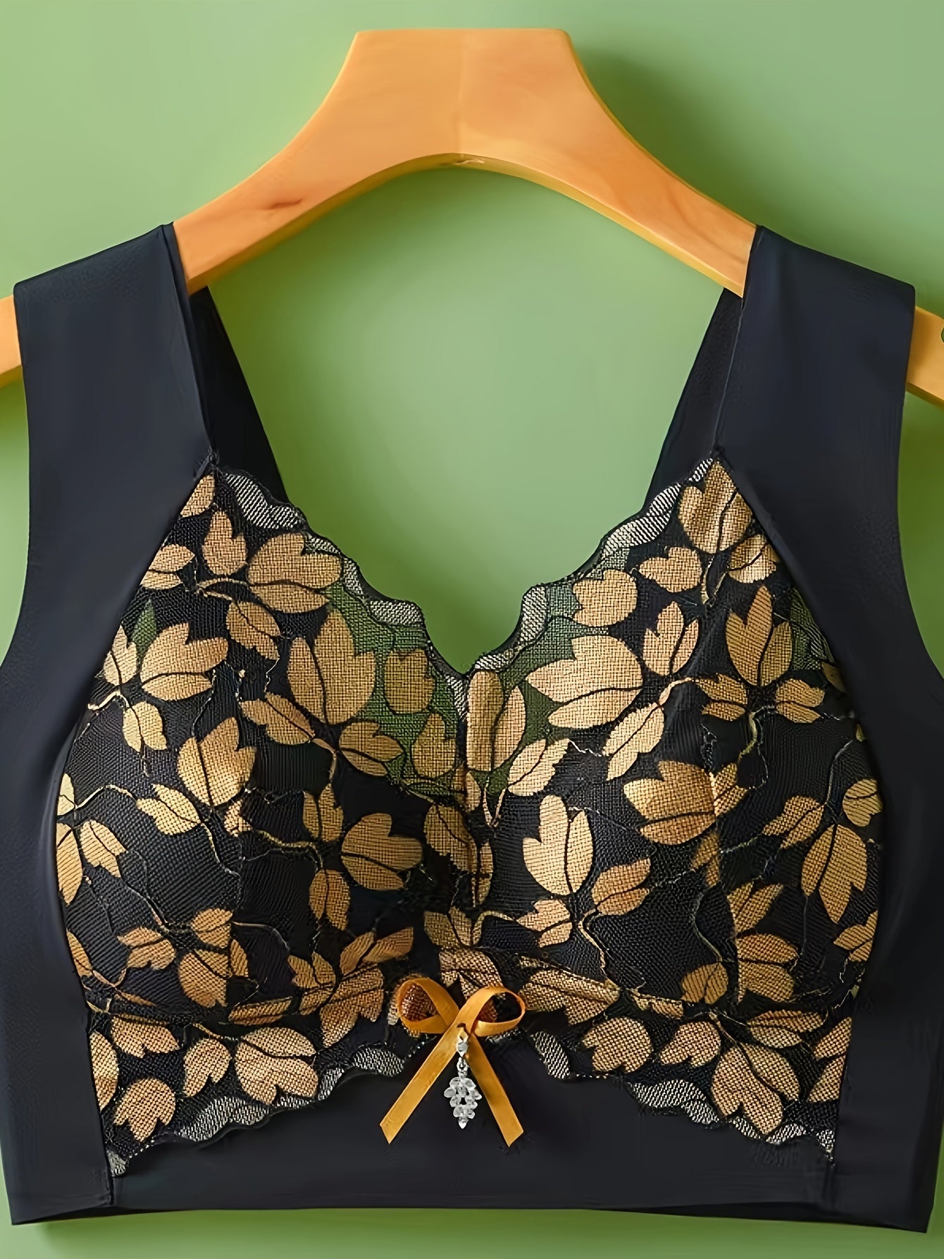 Women's Adjustable Wireless Lace Bra with Side Support and Breathable Fabric