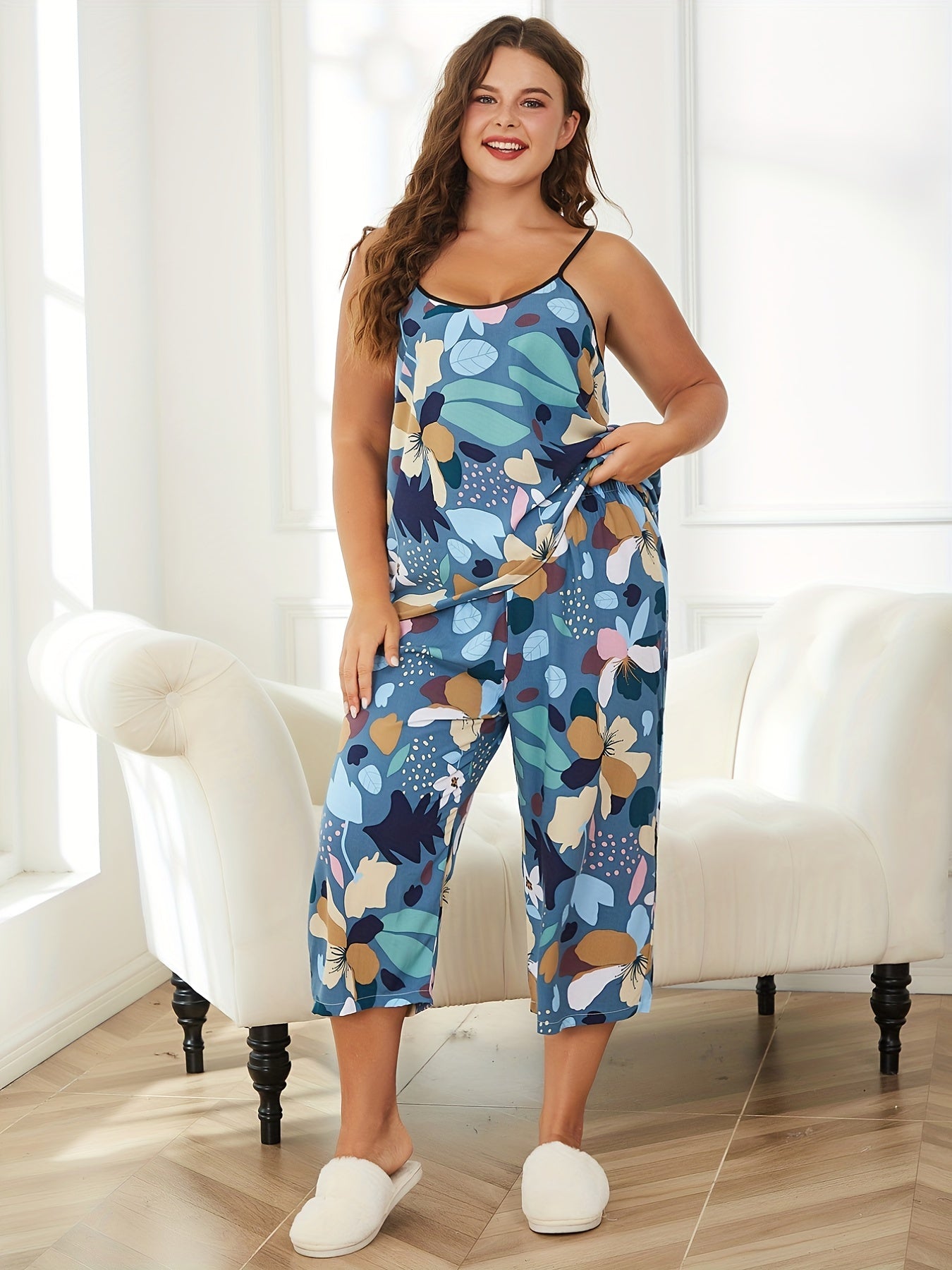 Plus Size Women's Pajama Set Floral Print Camisole and Capri Pants