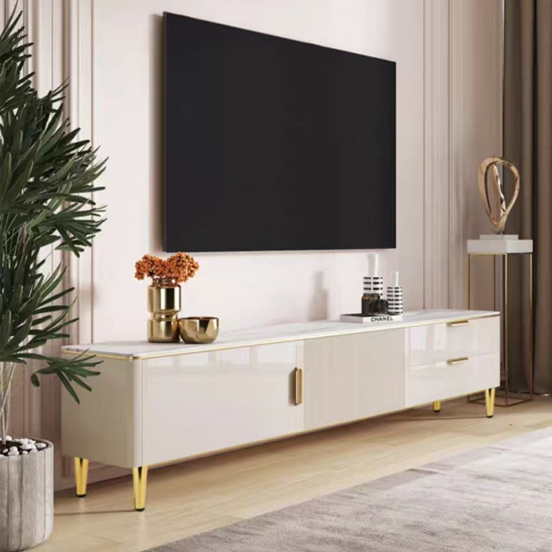 Mesa lateral de metal acabado en dorado, estilo moderno glam, montaje sencillo, duradera, decoración para el hogar