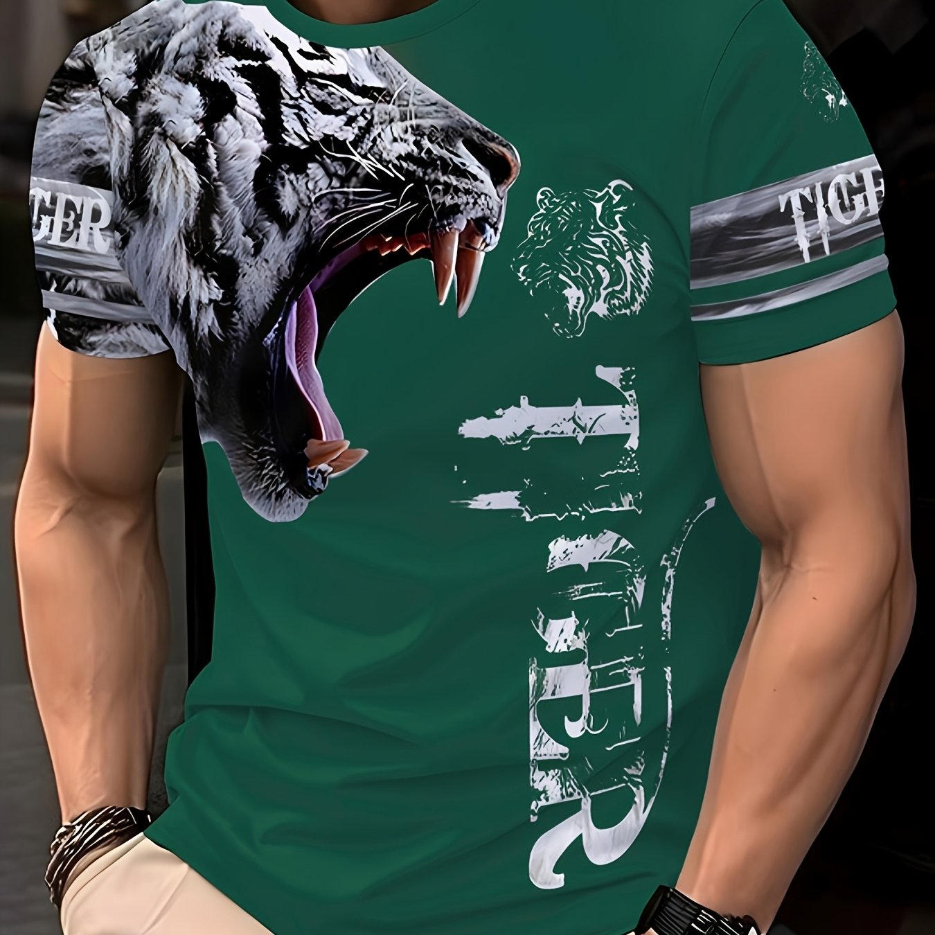 Erkaklar uchun tasodifiy yengsiz futbolka.