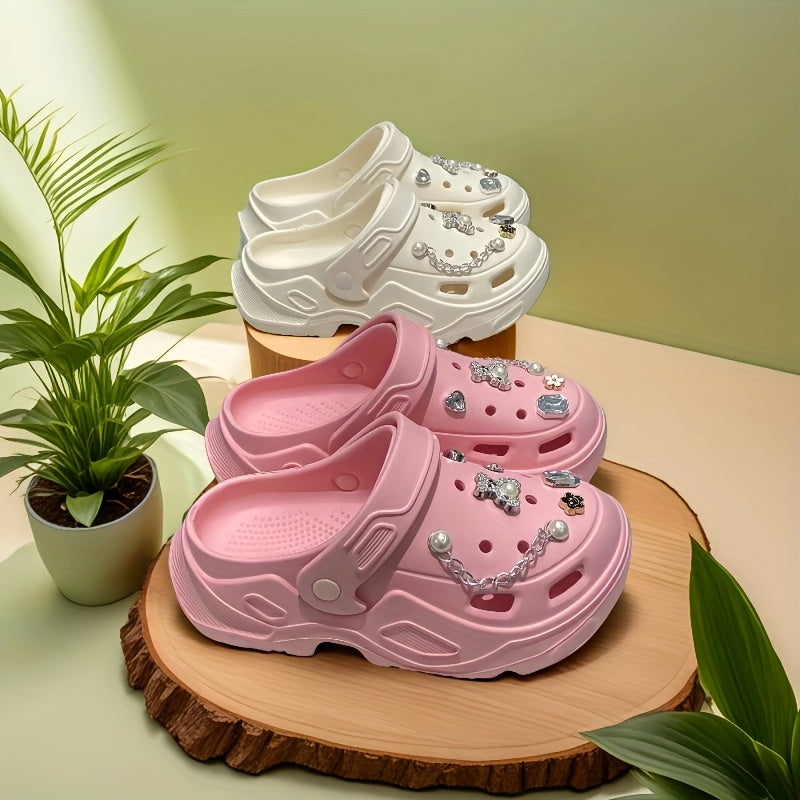 Ladies Summer Fashion Hole Shoes with Decorative Illustrations and Interchangeable Accessories