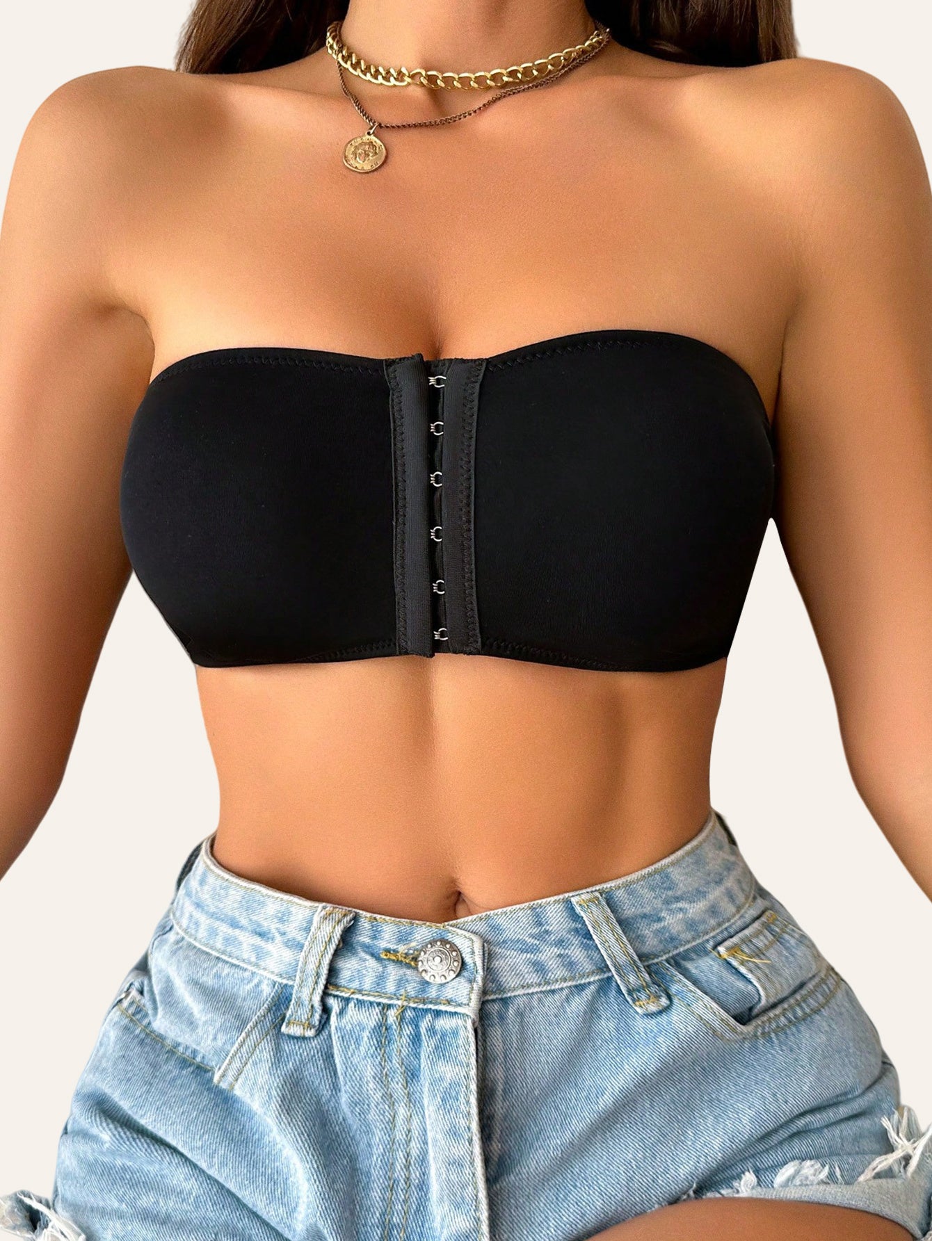 Women's Black Off-Shoulder Wireless T-Shirt Bra with Removable Pads for Daily Wear