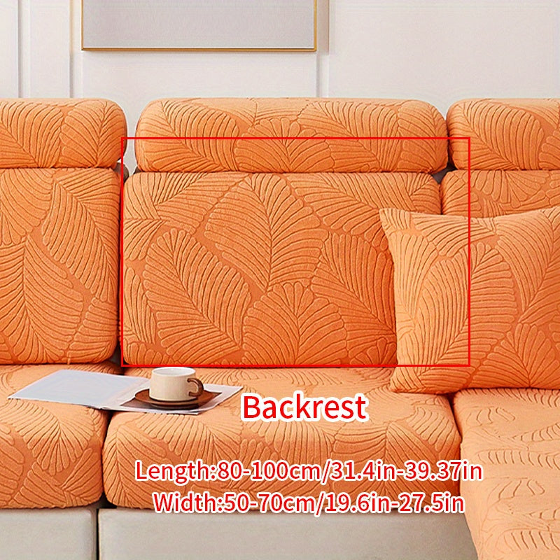 Непромокаемый эластичный чехол для дивана защищает мебель круглый год в любой комнате.