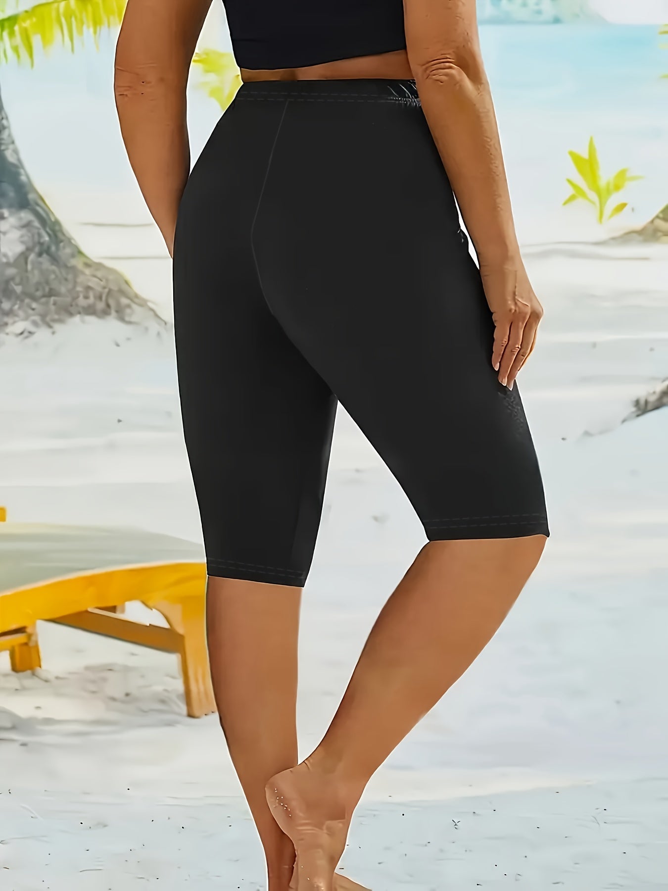 Plus Size Women's Stretchy Capri Leggings Black White Casual Summer Shorts