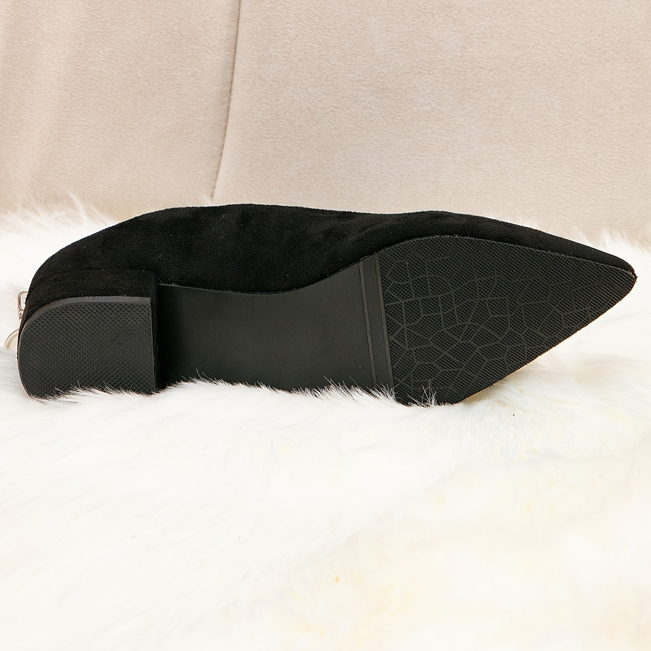 Women's Solid Color Winter Boots Back Zipper Slim Plush Chunky Heel