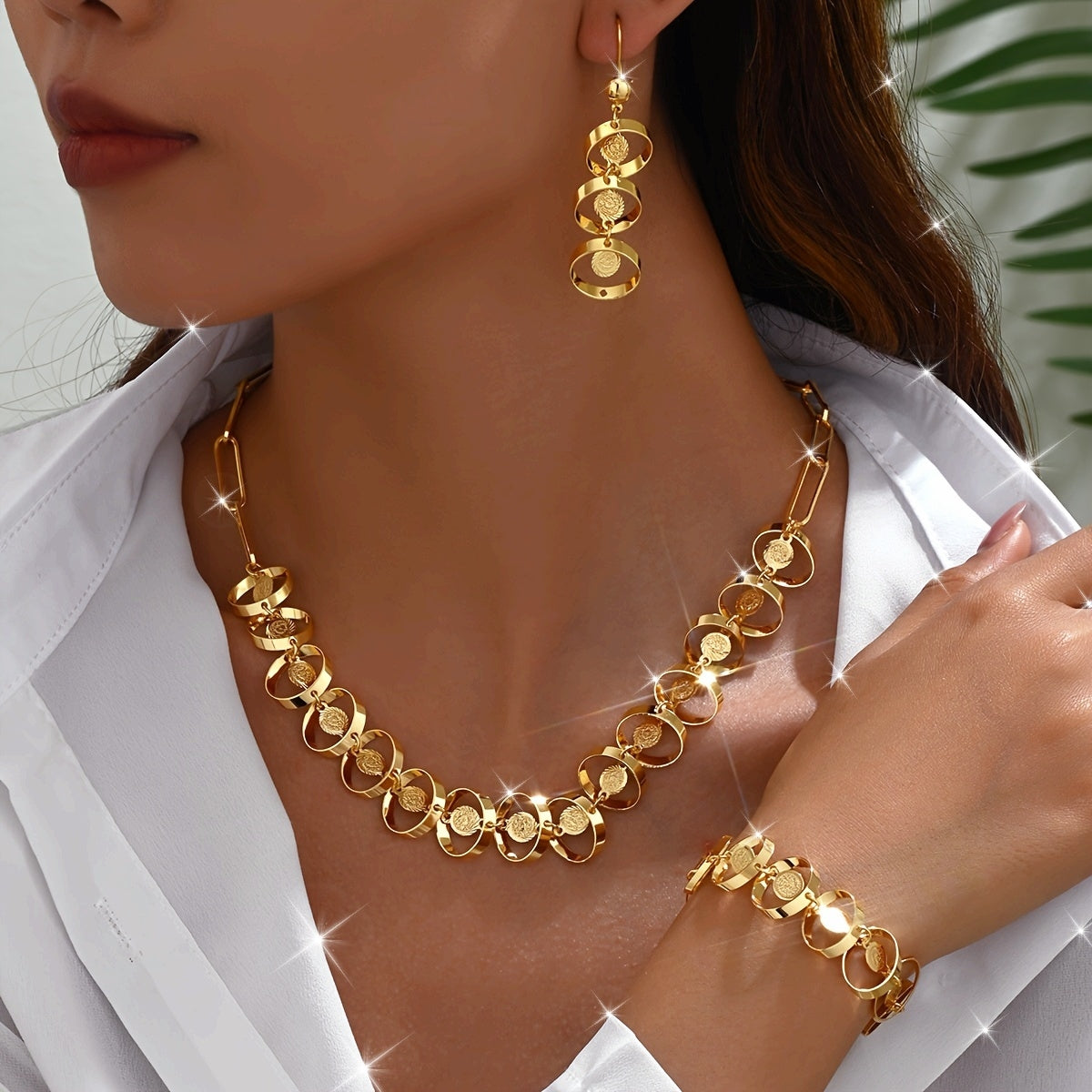 Vintage-Inspired Women's Jewelry Set with Necklace Earrings Bracelet in 18K Gold Plating