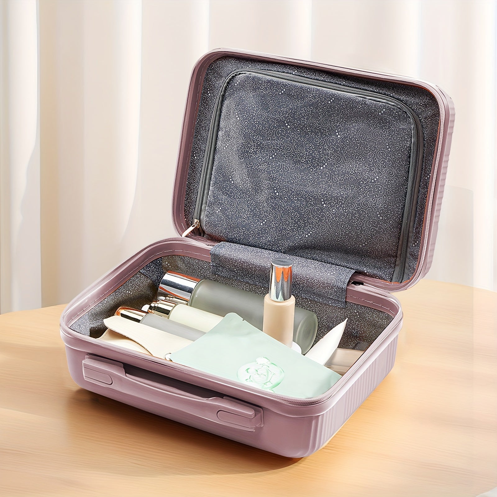 Багаж и дорожные сумки, туалетные принадлежности и косметички, чемодан с кодовым замком доступен в 1 штуке или 6 штук.