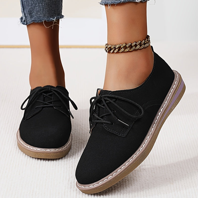 Women's Lace-Up Flats with Brogue Embellishment All-Season Comfort Man-Made Materials