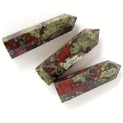 Натуральная кроваво-драконья каменная кристаллическая башня-волшебная палочка с заостренным концом и граненым дизайном