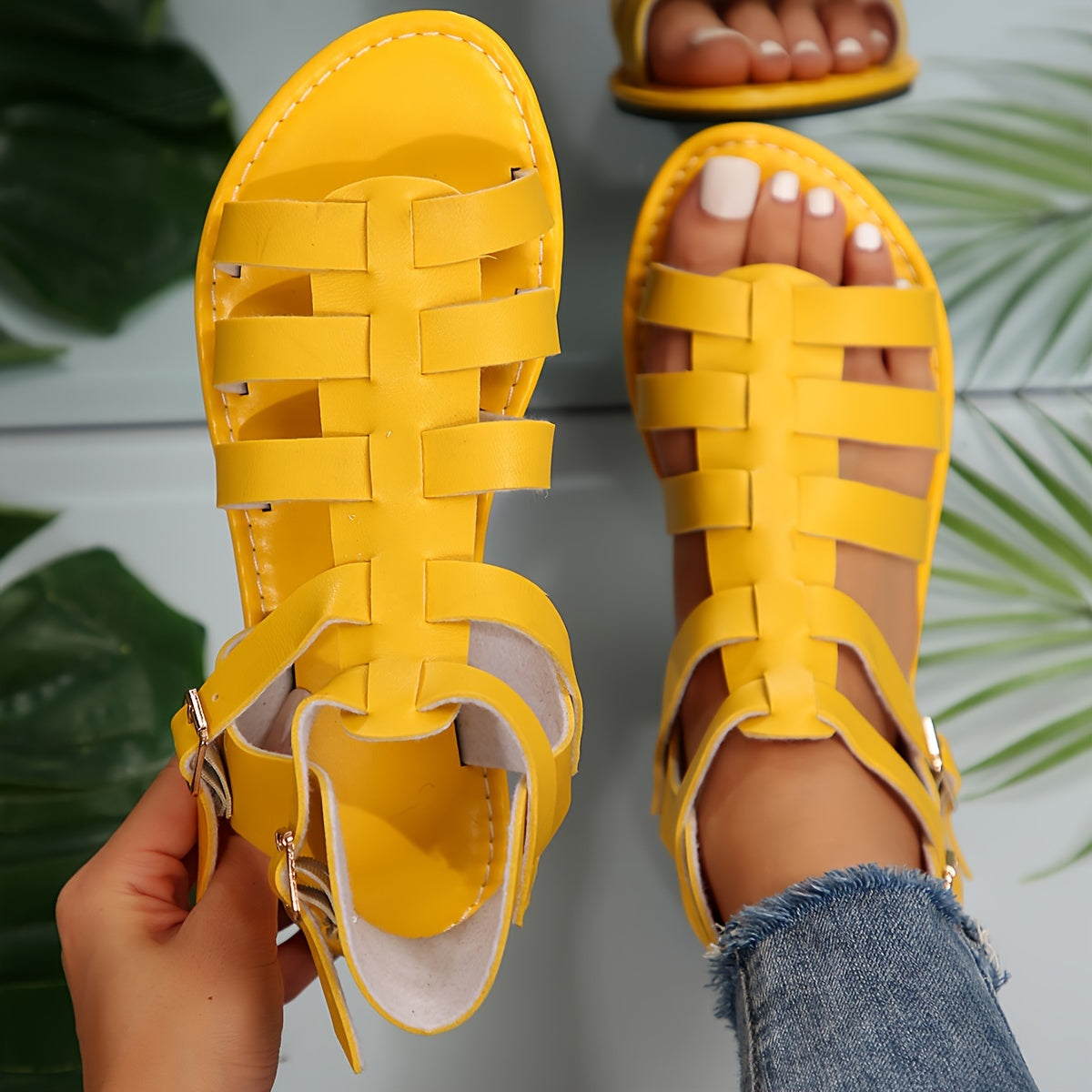 Women's Solid Color Flat Sandals Open Toe Summer Shoes Lightweight Buckle Strap