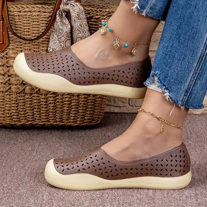 Women's Non-Slip Beach Shoes Flat Sole Cushioned Insole Beige Casual Sandals