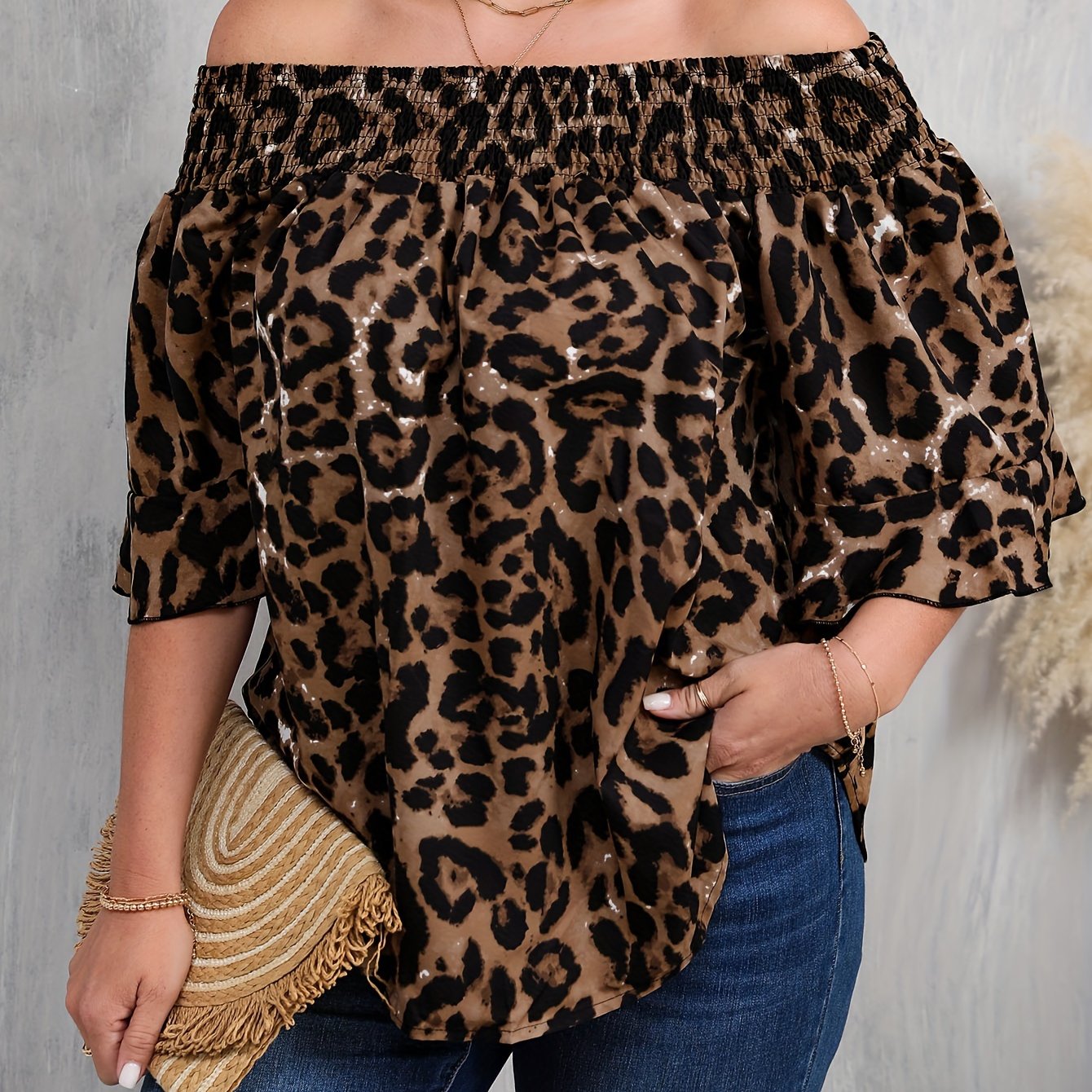 Женская блузка больших размеров с открытыми плечами с леопардовым принтом, рукава-колокольчики, летняя топ
