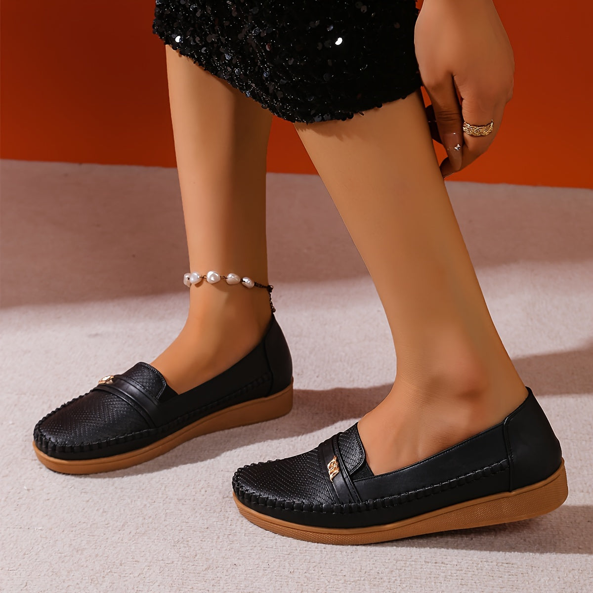 Women Loafers Solid Color Flannel Lined Slip-On Shoes with Buckle