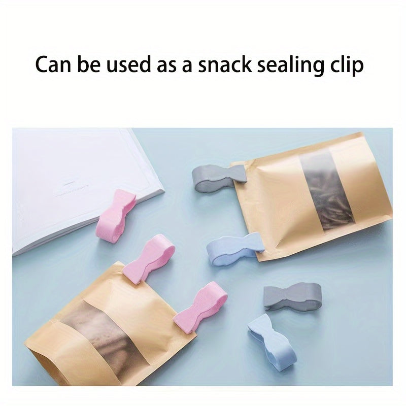 Set of Quilt Clips with Anti-Shedding and Anti-Slip Features for Securing Duvet Covers and Quilts 1 or 3 Pieces