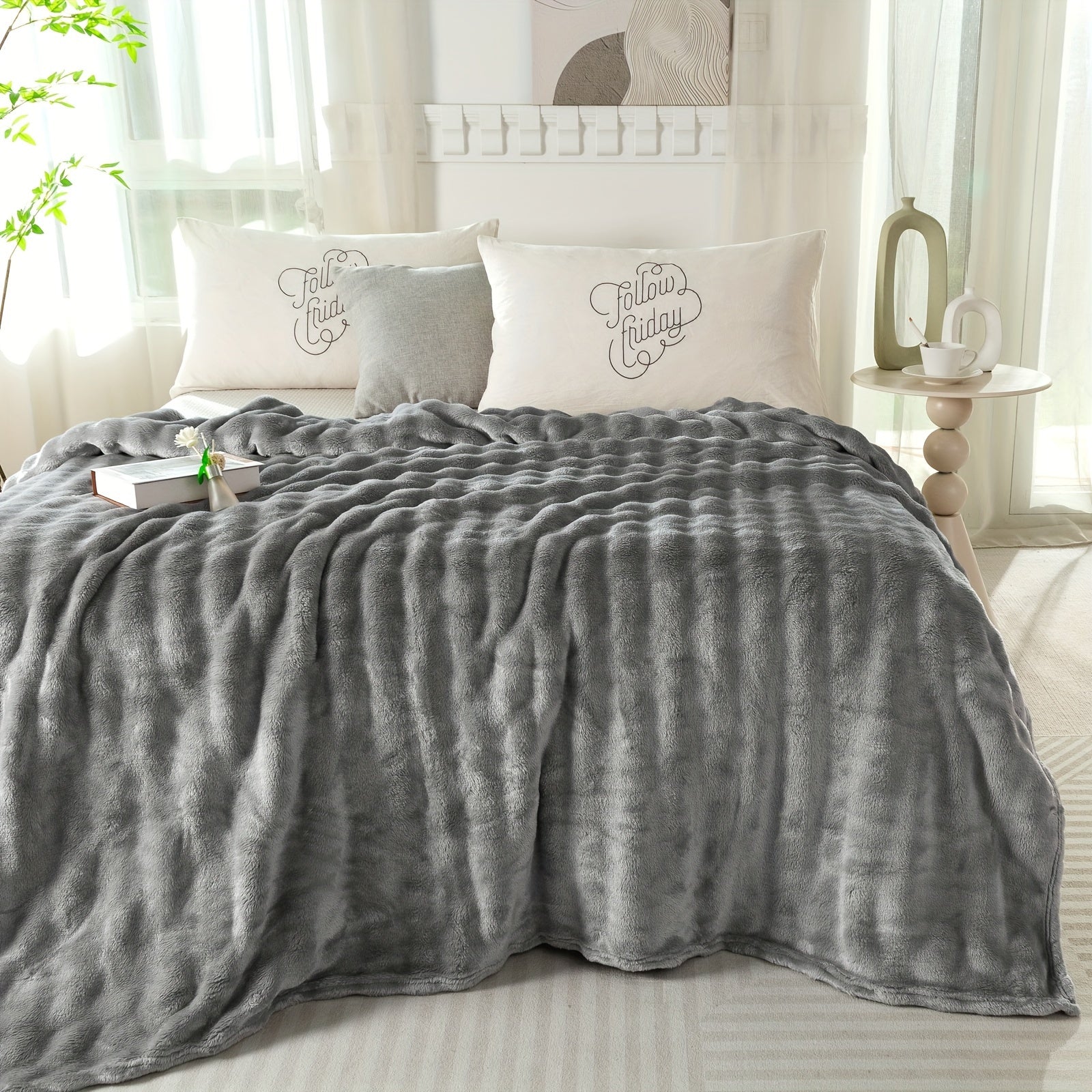 Hypoallergenic Polyester Bed Blanket Faux Rabbit Fur Plush Throw for Bedroom Sofa Travel