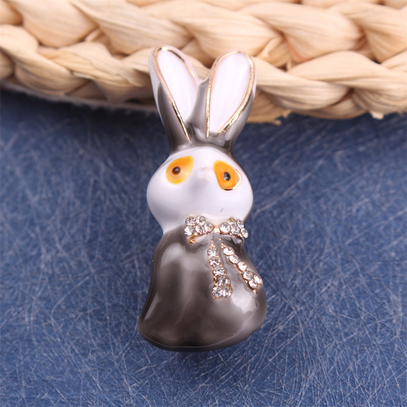 Rabbit Brooch with Rhinestones, Elegant Jewelry Accessory for Bags and Hats