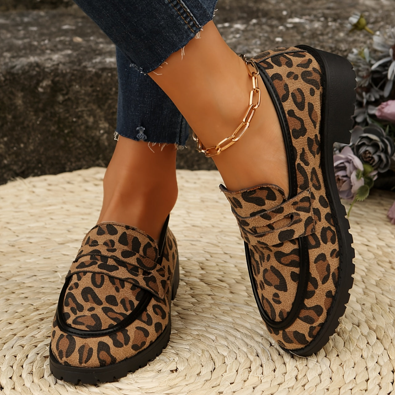 Leopard Print Loafers Slip-On Flats Round Toe Fabric Upper Rubber Sole All-Season Casual Shoes