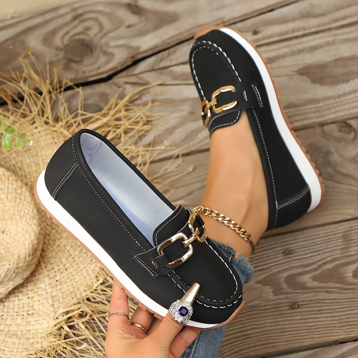 Women's Slip-On Loafers Solid Color Stain-Resistant All-Season Comfort