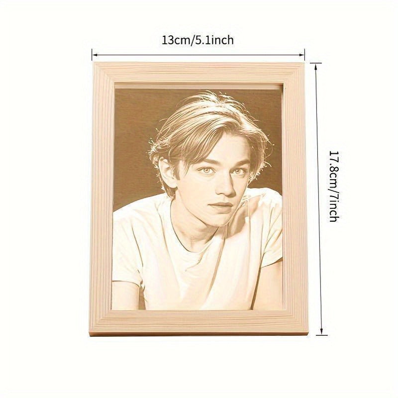 Уникальная индивидуальная художественная гравированная деревянная фоторамка - идеальный подарок на годовщину, день рождения, свадьбу или День святого Валентина. Отлично подходит для домашнего декора и настольной экспозиции в качестве ценного сувенира.