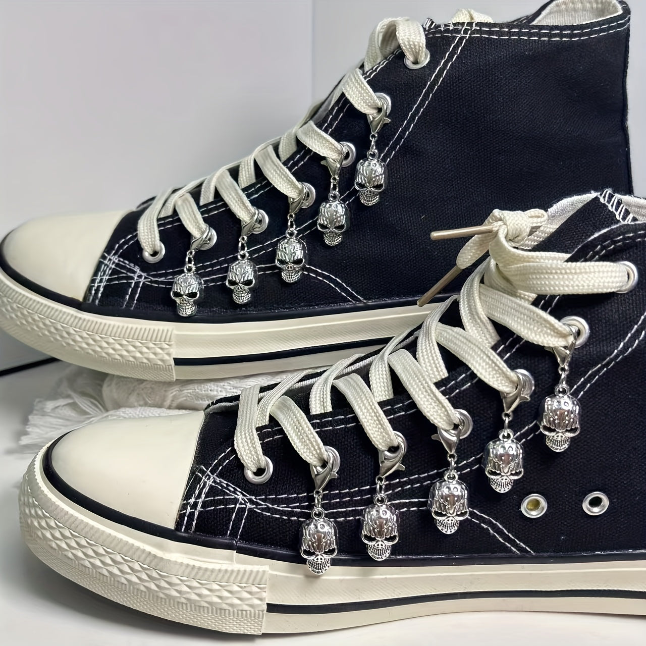 Unisex Zinc Alloy Skull Shoe Charms for Sneakers and Canvas Shoes
