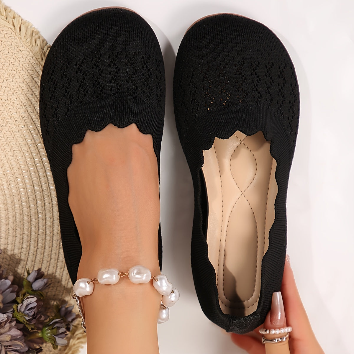 Women's Slip-On Lace Detail Slippers Breathable Fabric All-Season Casual