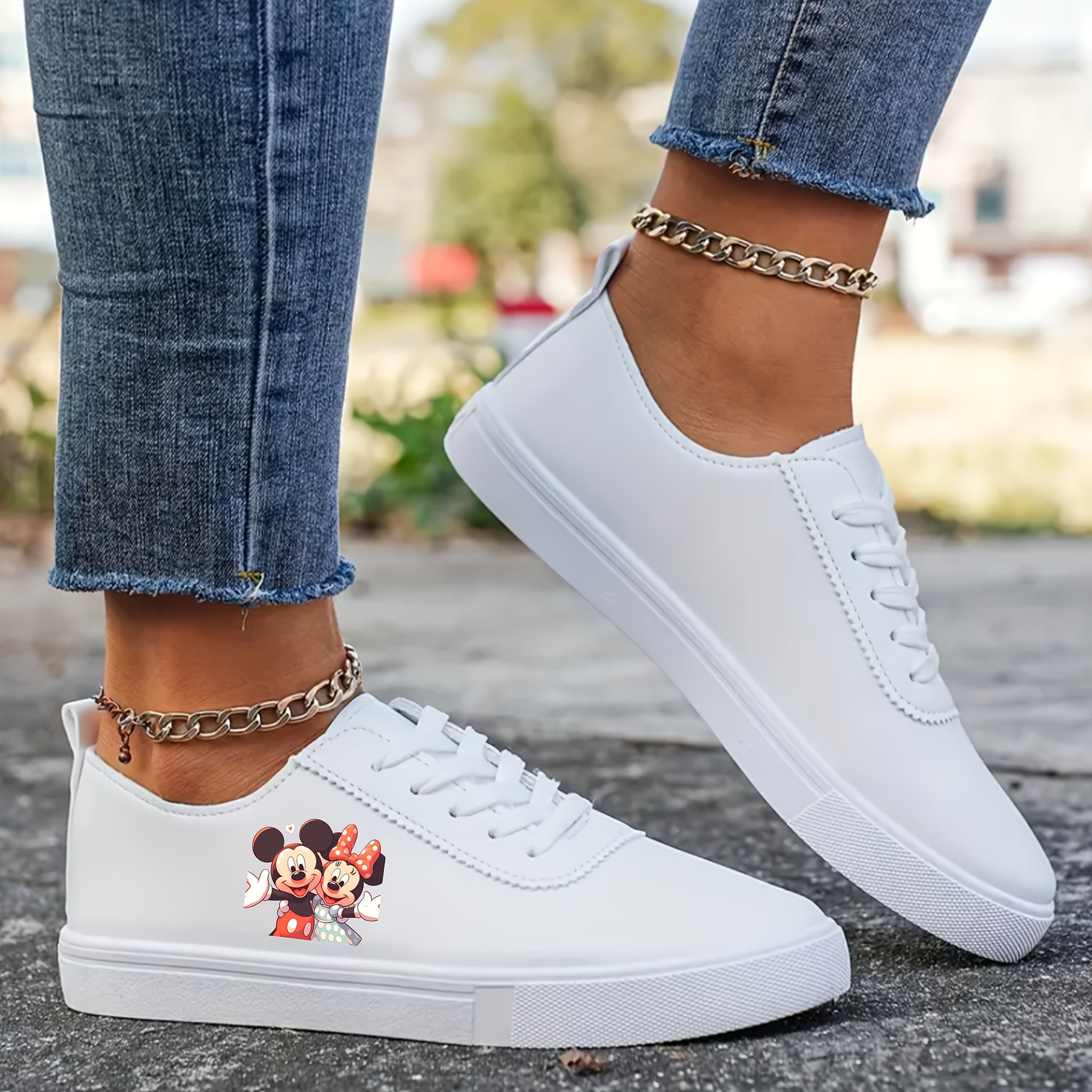 Women's White Canvas Low Top Sneakers Cartoon Character Casual Shoes