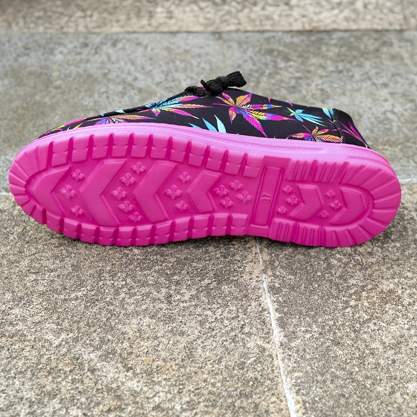 Women's Slip-On Loafers with Colorful Leaf Print Breathable Fabric Comfortable All-Season Shoes