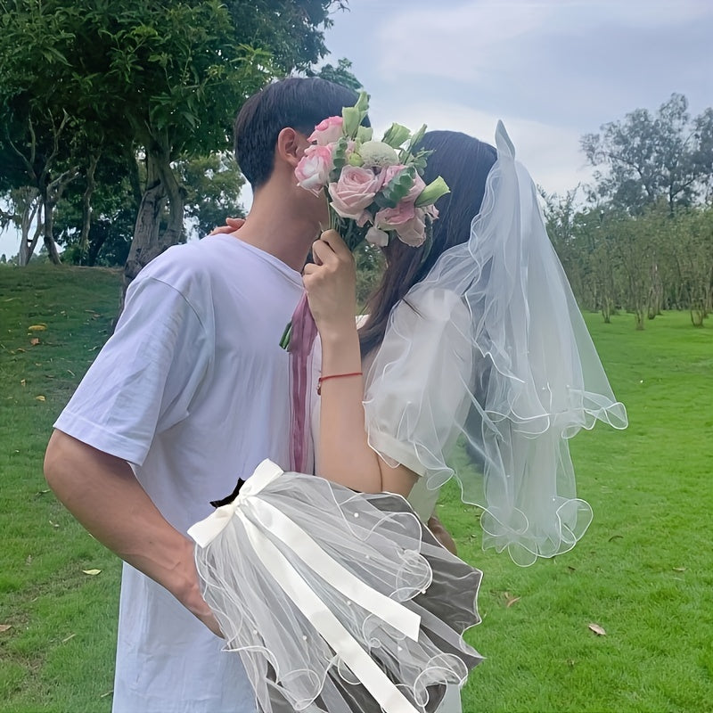 Yig'ilgan qatlamli to'y vo'rolari va tugma bezakli to'y soch aksessuari uchun qiz uchun