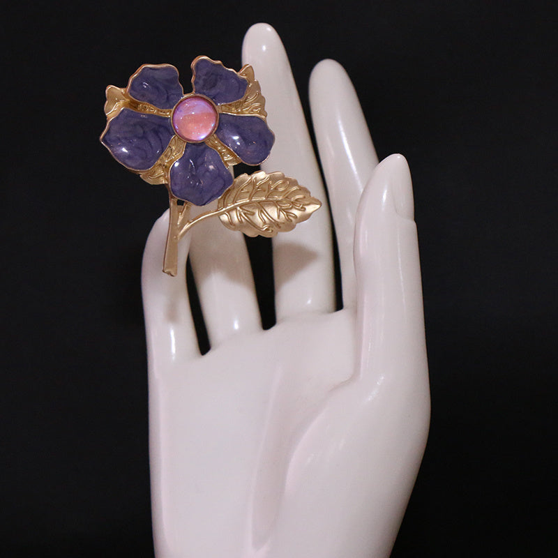 Elegant Enamel Brooch in Baroque Flower Design Irregular Shape Pin for Women