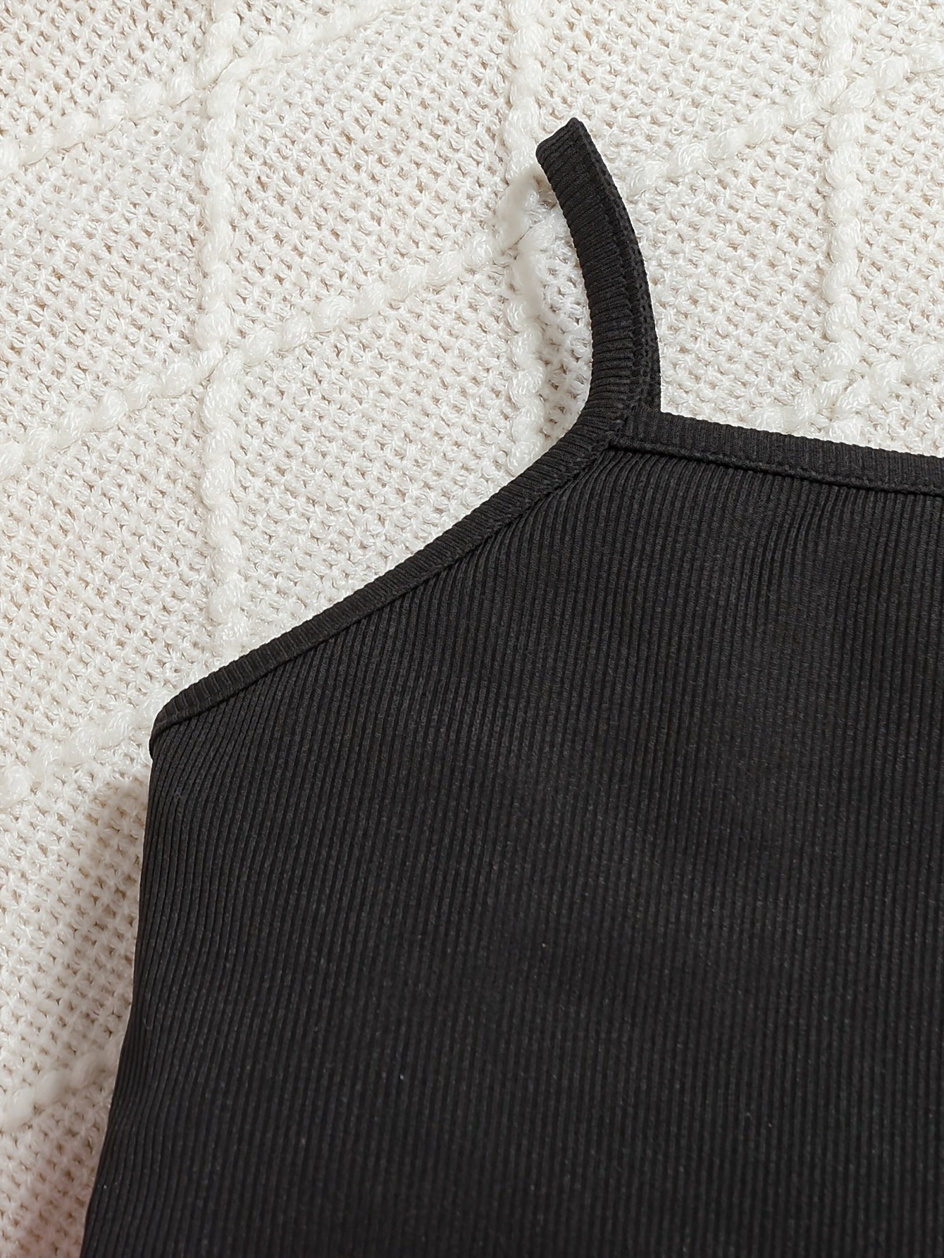 Girls' Knitted Fabric 3-Piece Fashion Set with Hoodie Halter Top and Overalls for Spring and Fall