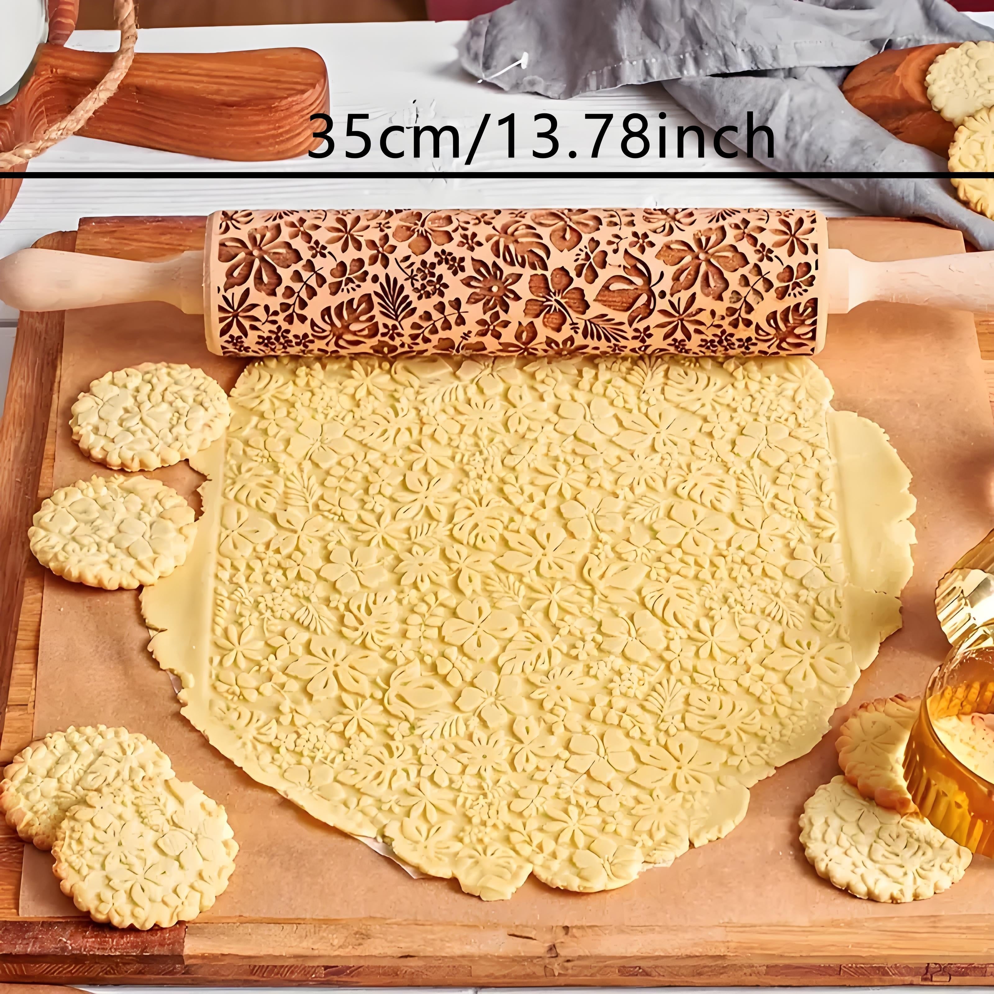Engraved Floral Wooden Rolling Pin for Biscuit Decorating Kitchen Baking Tool