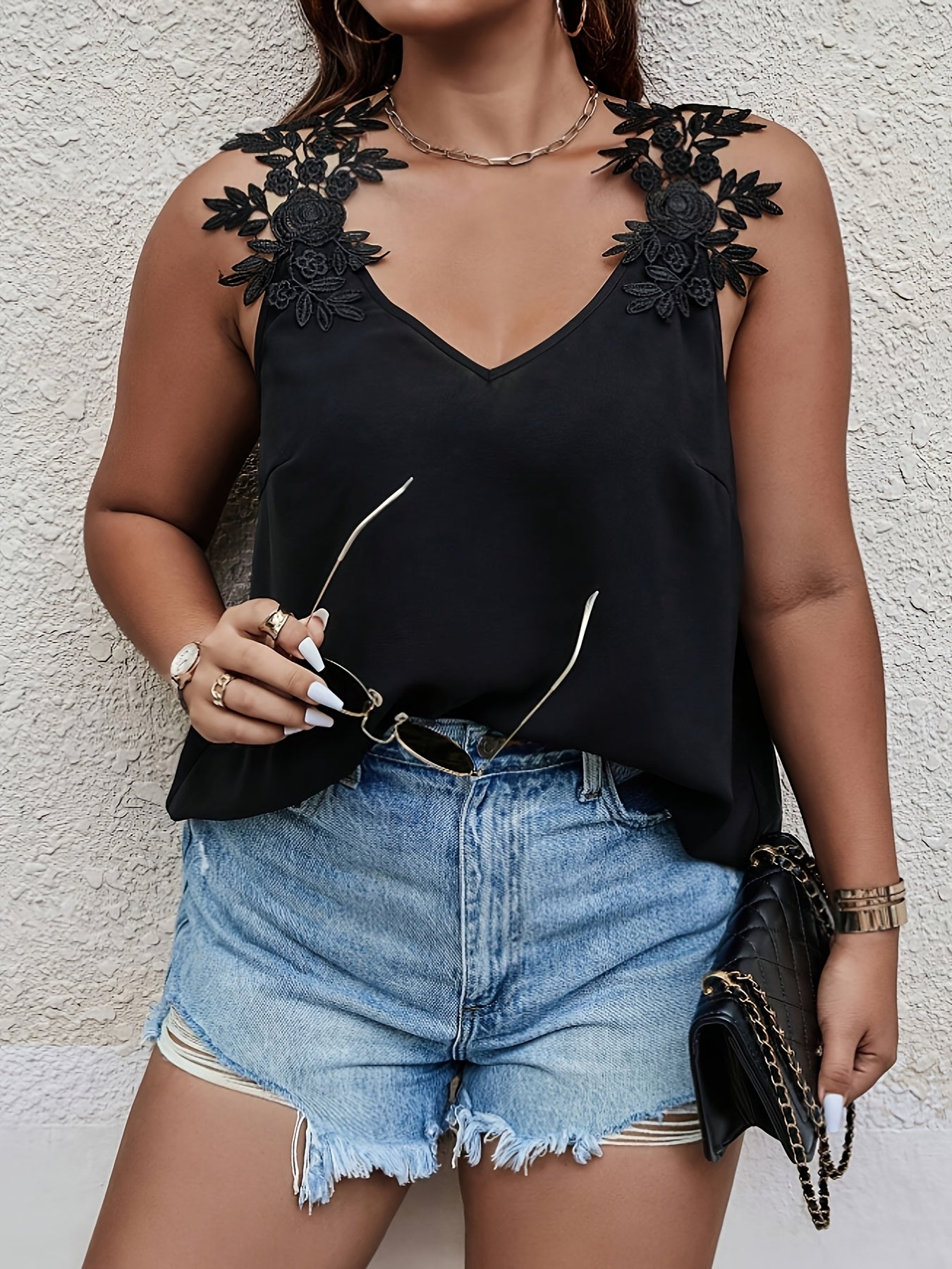 Plus Size Women's Sleeveless V-Neck Top with Lace Applique Black Casual Blouse