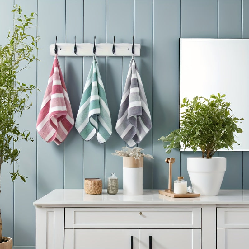 8-Piece Bath Towel Set Includes 4 Square Towels 30x30cm 2 Bath Towels 35x75cm 2 Large Towels 70x140cm Soft Absorbent Quick Dry