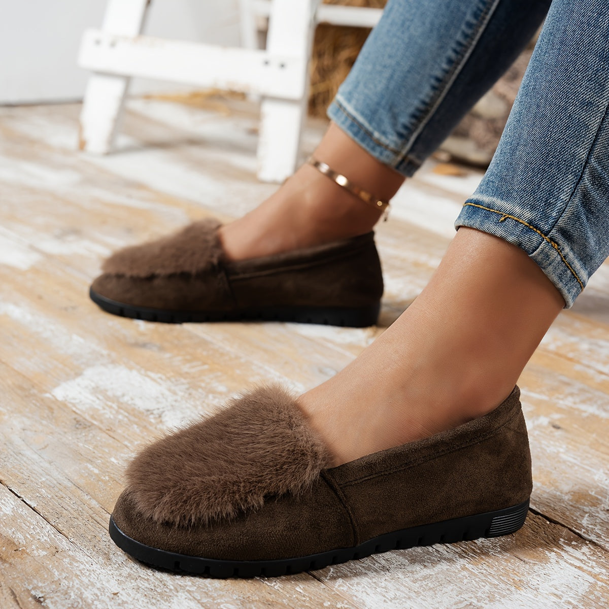 Women's Slip-On Flats with Faux Fur Trim - Lightweight All-Season Casual Shoes