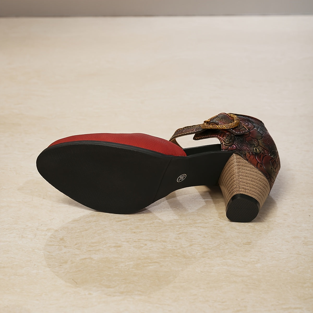 Women's Retro Print Fashion High Heel Round Toe Buckle Shoes