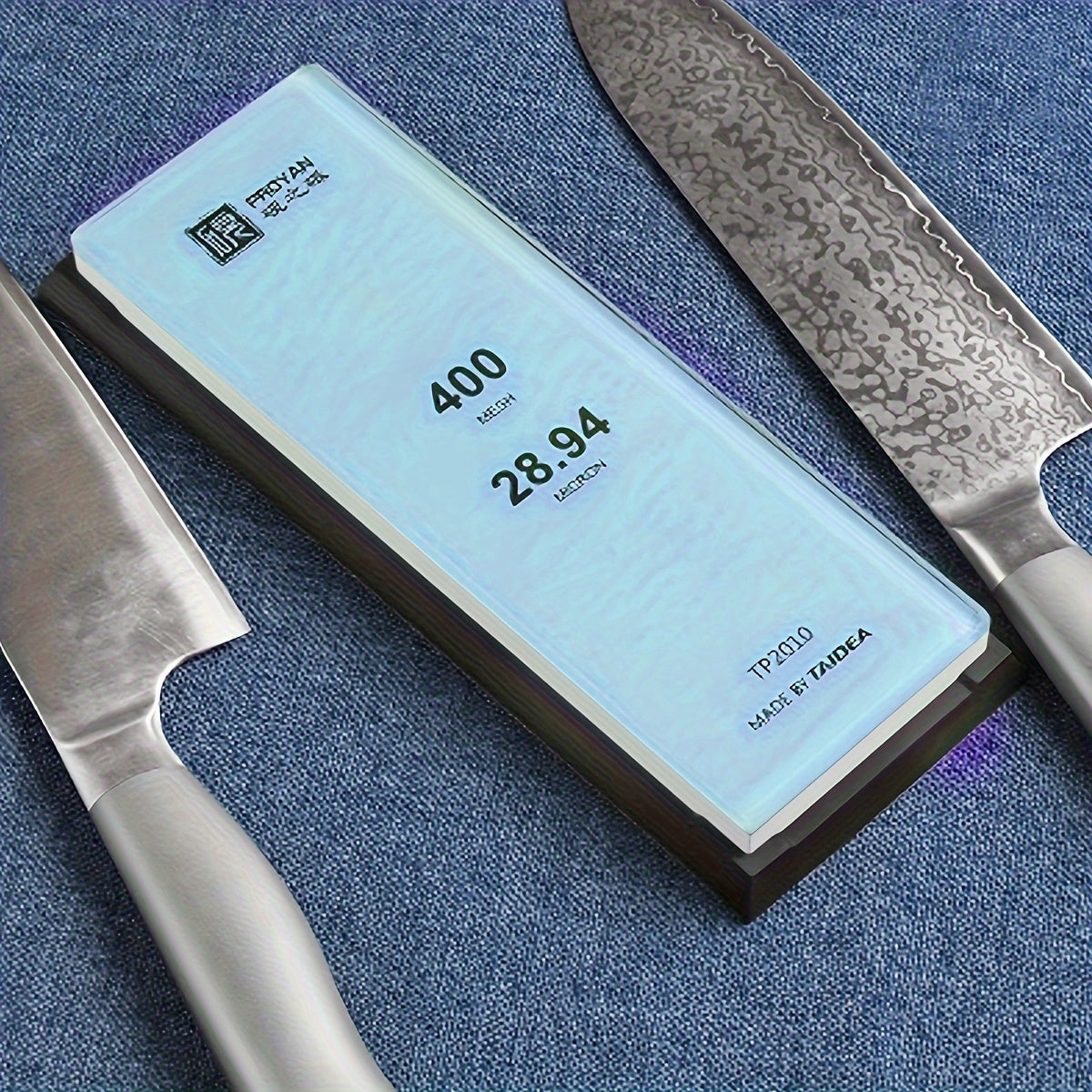 White Corundum Knife Sharpener for Kitchen and Woodworking Tools Non-Slip Base