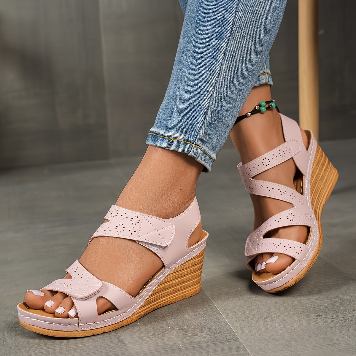 Women Retro Wedge Sandals Open-Toe Adjustable Strap Summer Footwear
