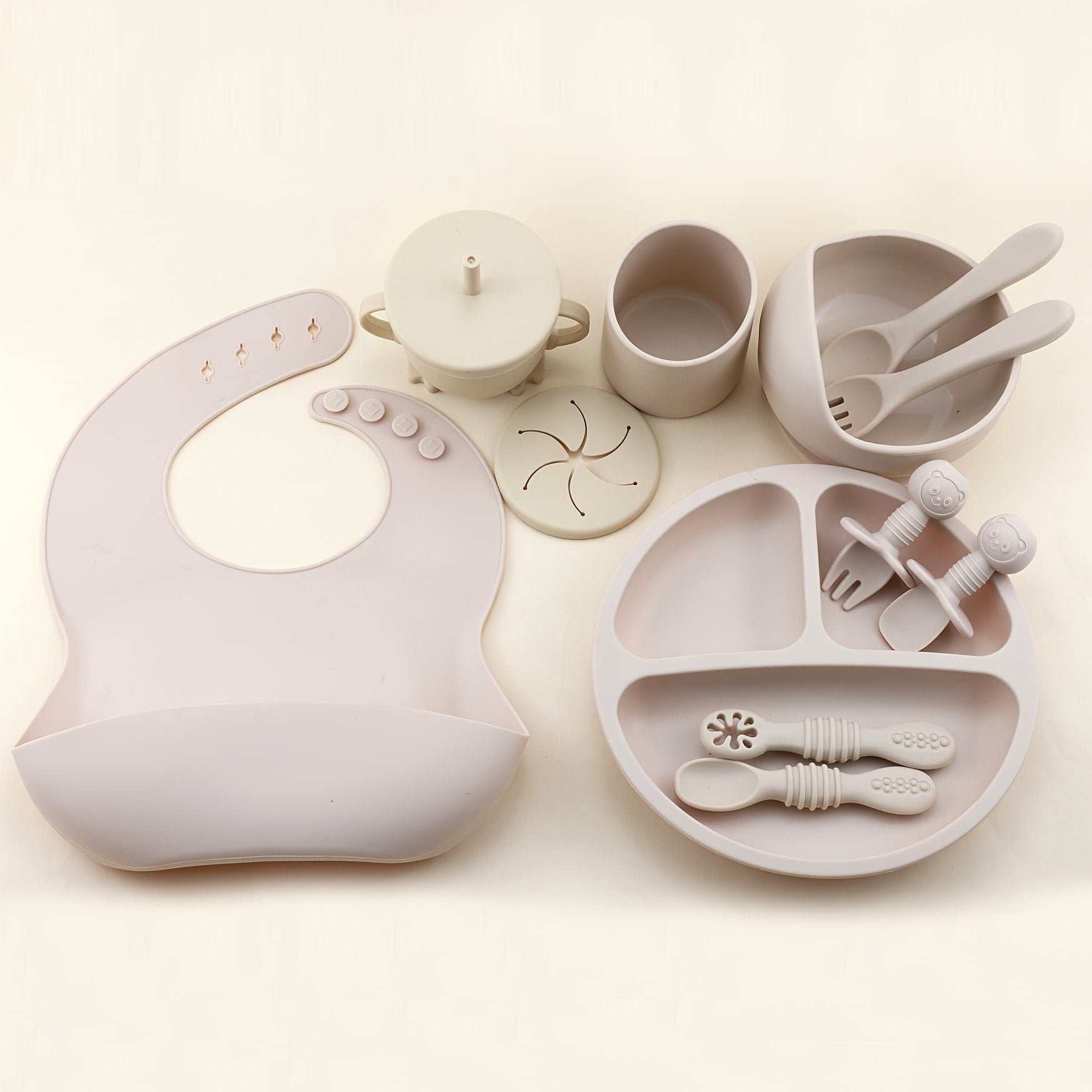 Набор для кормления детей из 12 силиконовых предметов с присоской, разделочной тарелкой, ложкой, вилкой, поильником и нагрудником для самостоятельного кормления